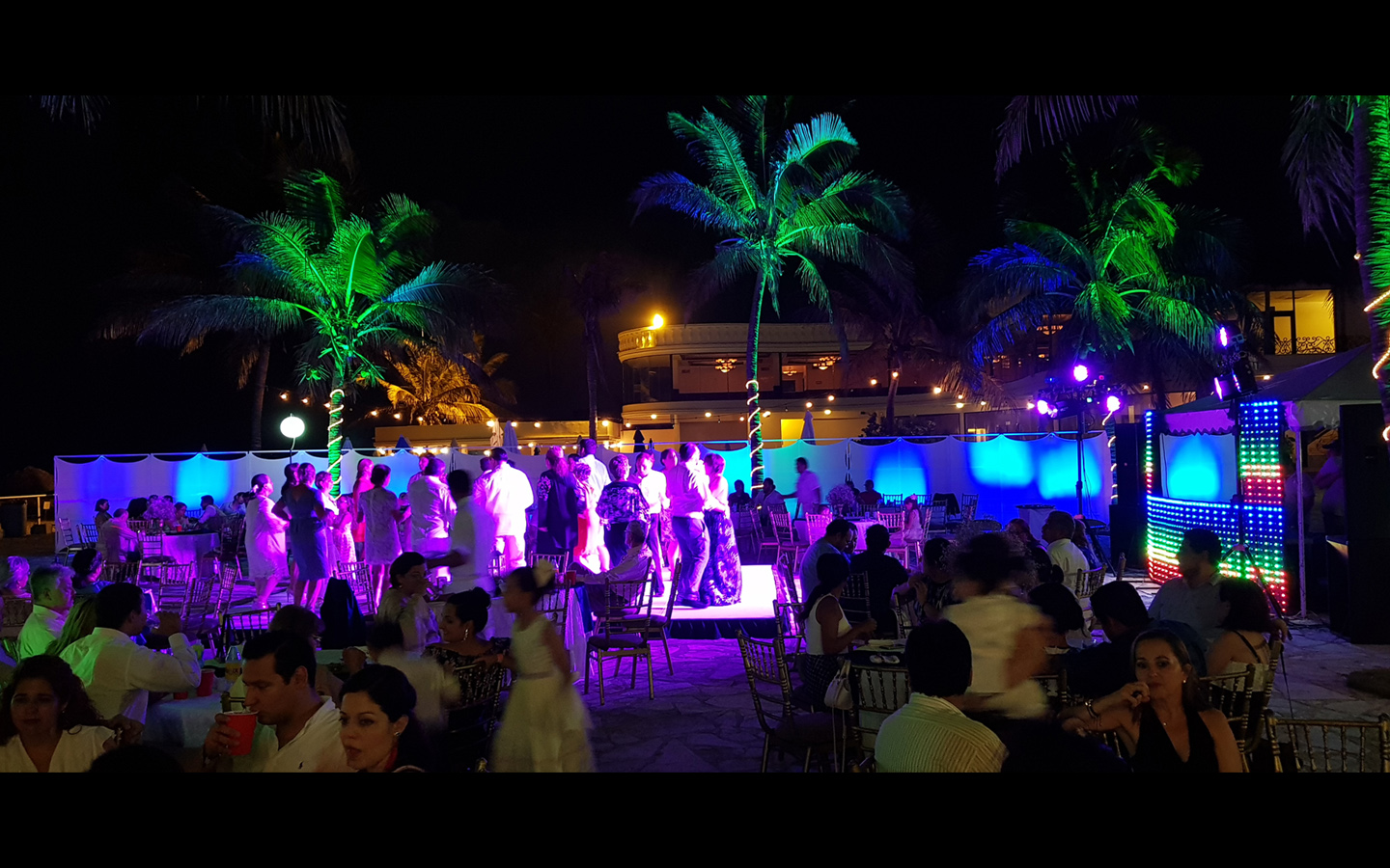 42-donde-rentan-luces-iluminacion-arquitectonica-decorativa-para-eventos-fiestas-graduaciones-xv-anos-bodas-tampico