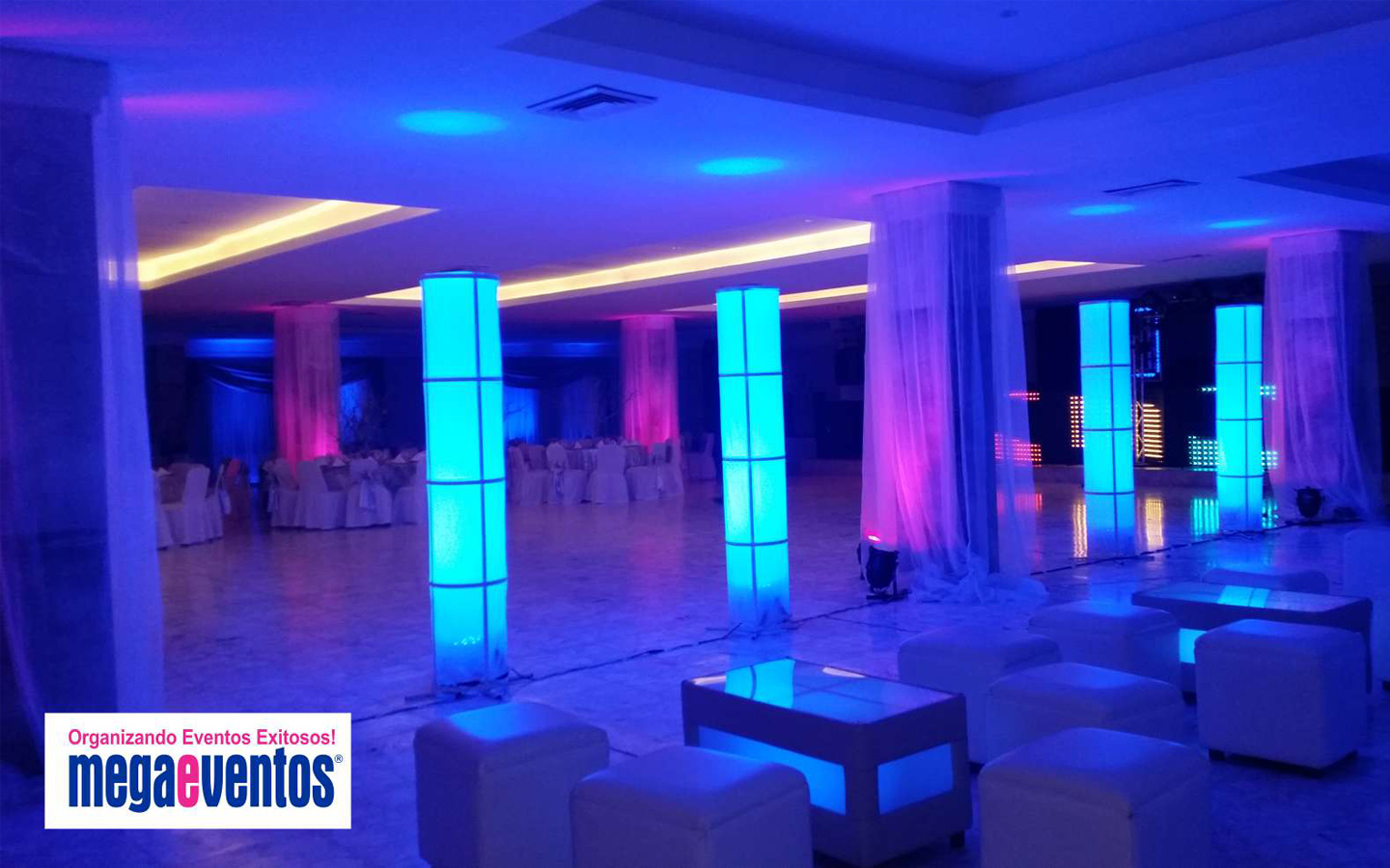 50-renta-luces-iluminacion-torres-luz-negra-fosforescente-niebla-humo-eventos-efectos-especiales-luz-arquitectonica-decorativa-en-tampico