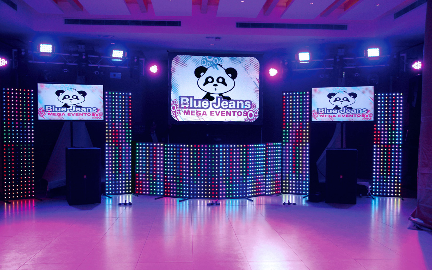 78-alquiler-de-luces-iluminacion-tampico-fiestas-djs-graduaciones-xv-anos-bodas-escenarios-luz-arquitectonica-decorativa