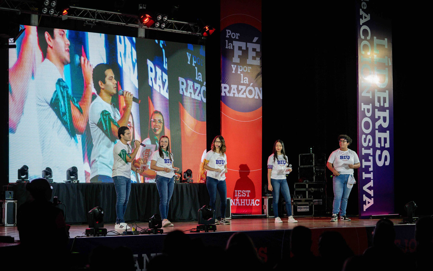 20-renta-de-pantallas-led-en-expo-tampico